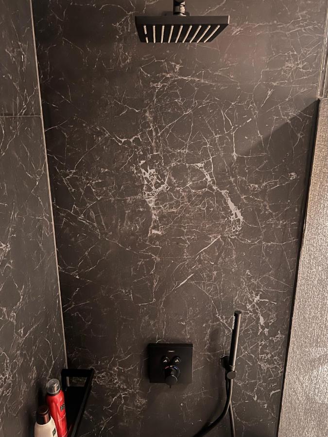 Ferienwohnung Black Diamond Zürich Exterior foto